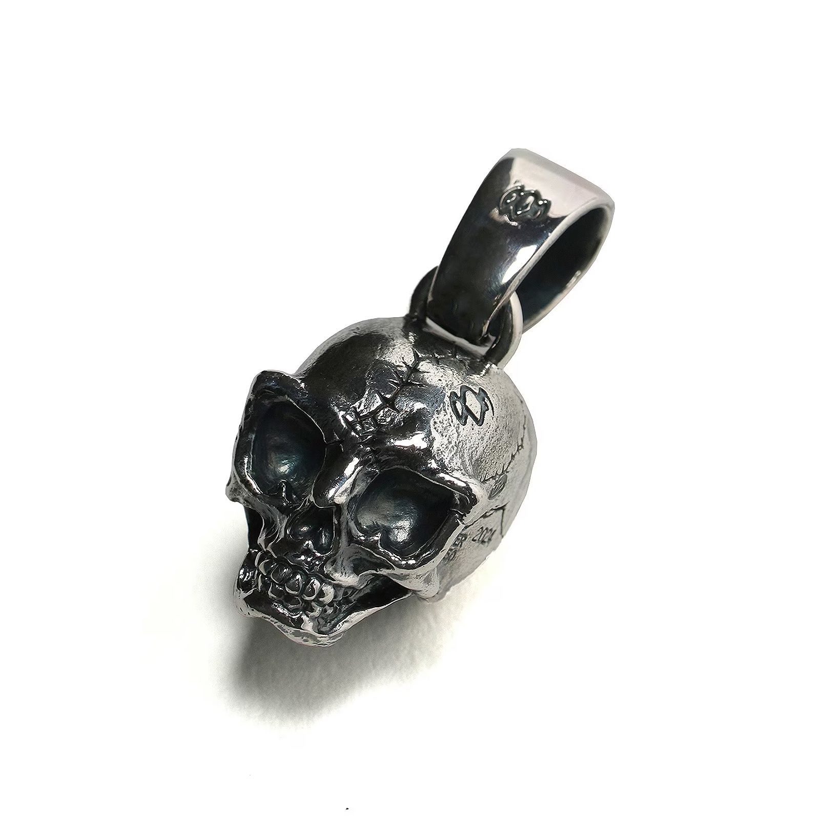 GOTHIC YOHJI YAMAMOTO ALIENSKULL PENDANT TOP / ペンダント (ユニセックス)  シルバー Silver950 / HS-A44-920