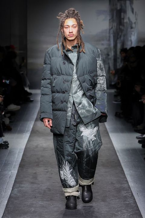 LOOK.17