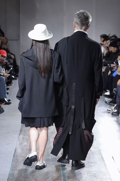 LOOK.10 - LOOK.11