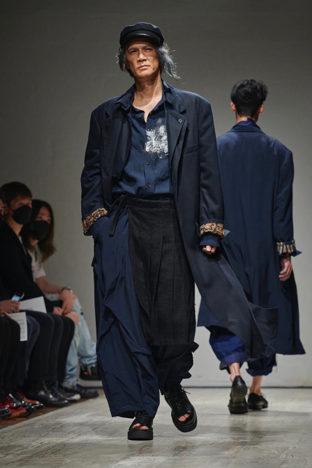 LOOK.14