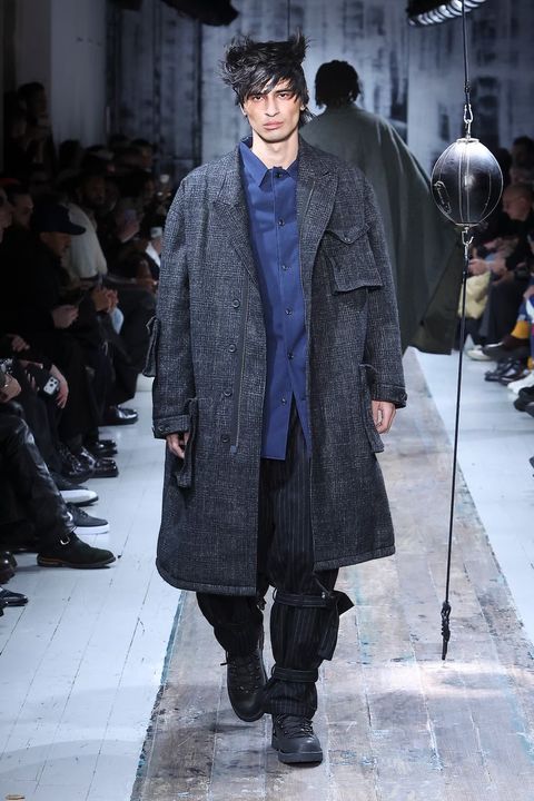 LOOK.11