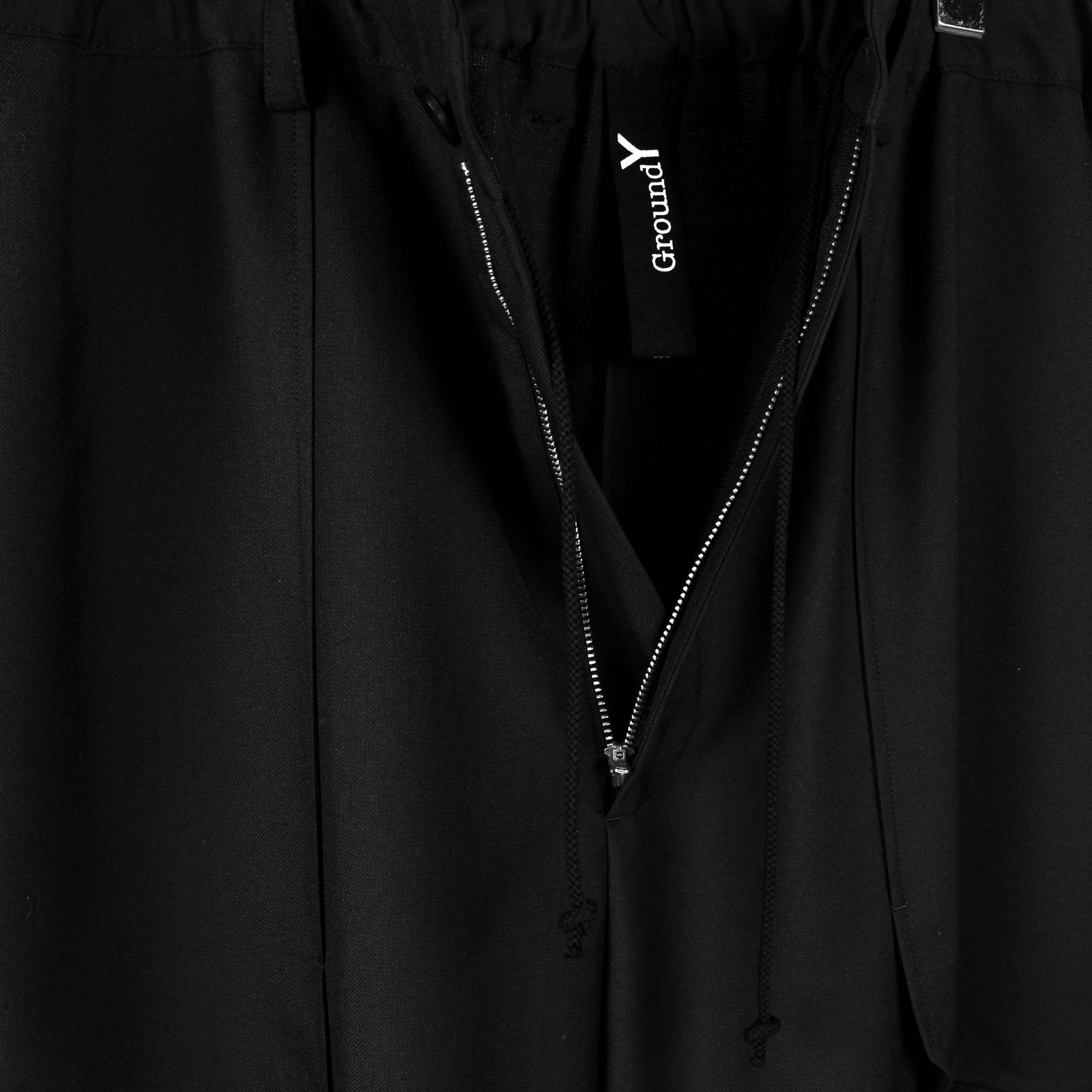 T-W Gabardine Leg Zipper Detail Pants / GJ-P06-100
