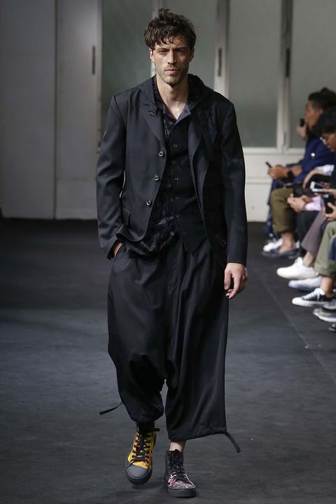 LOOK.1
