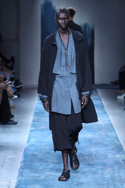 LOOK.34