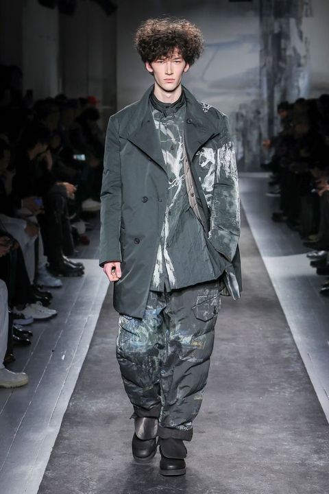 LOOK.16
