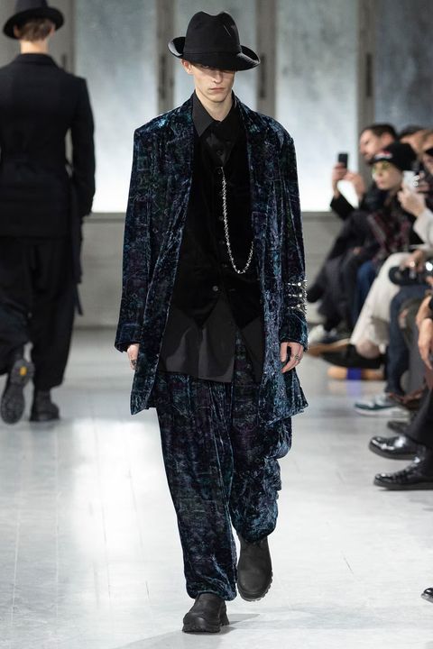 LOOK.12