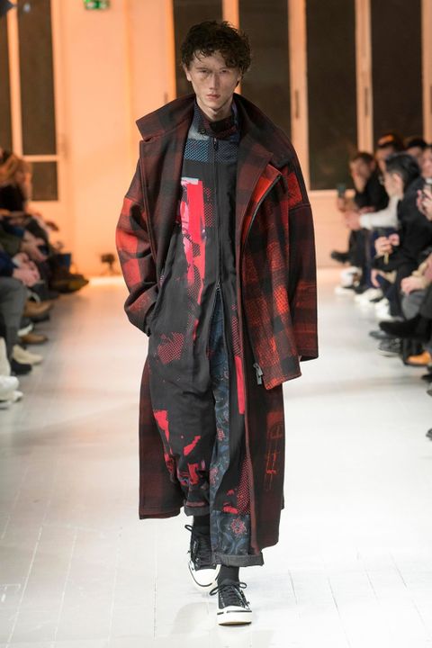 LOOK.18