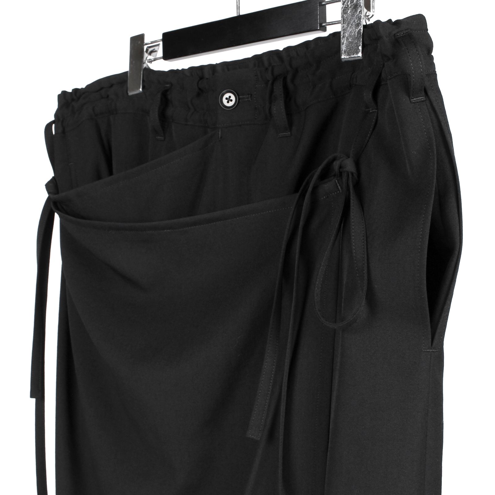 Ground Y | WOOL GABARDINE WRAP PANTS / ラップパンツ (ユニセックス) / ブラック / GA-P06-101