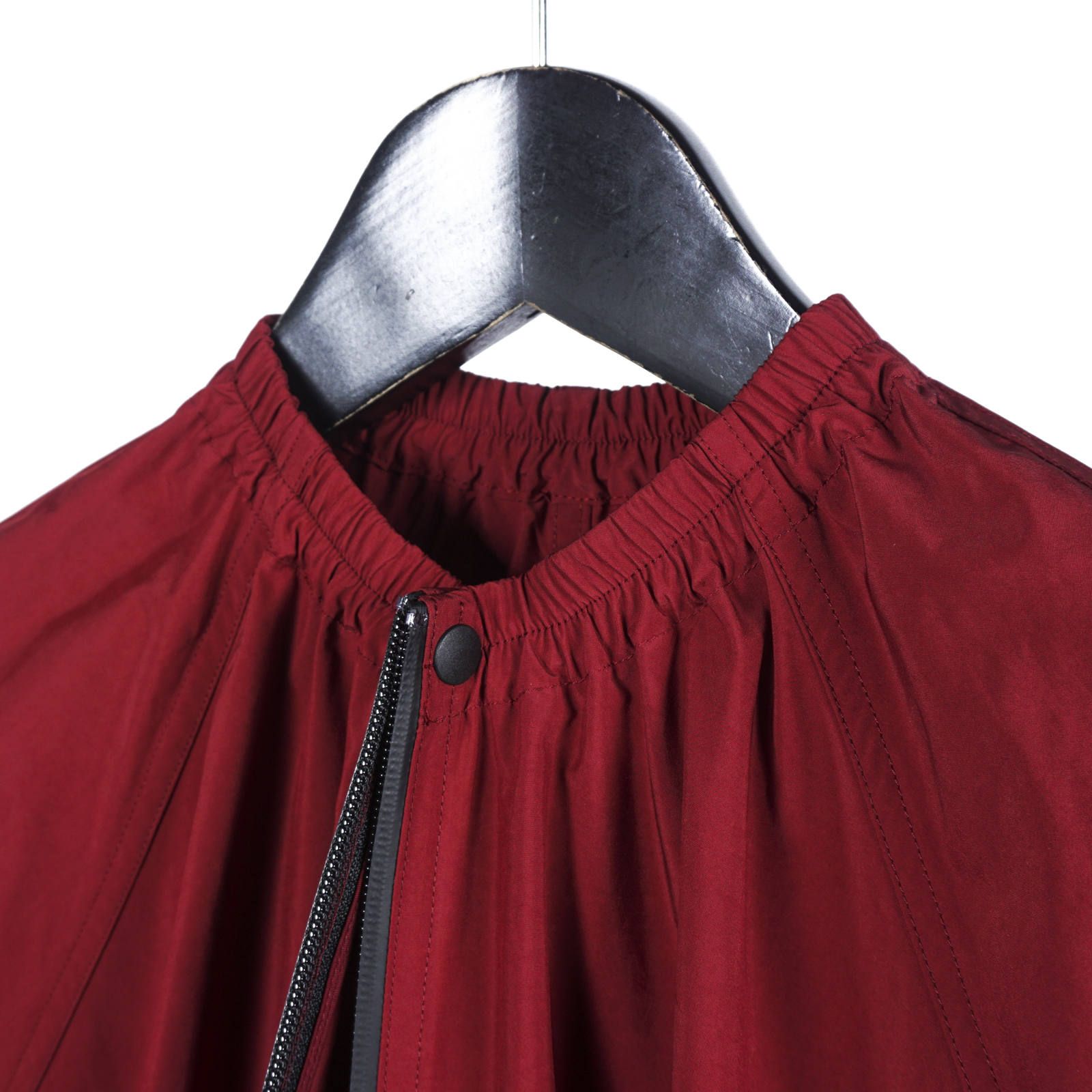 NILøS [660BLM5-RD / SHIRING LONG BLOUSON]