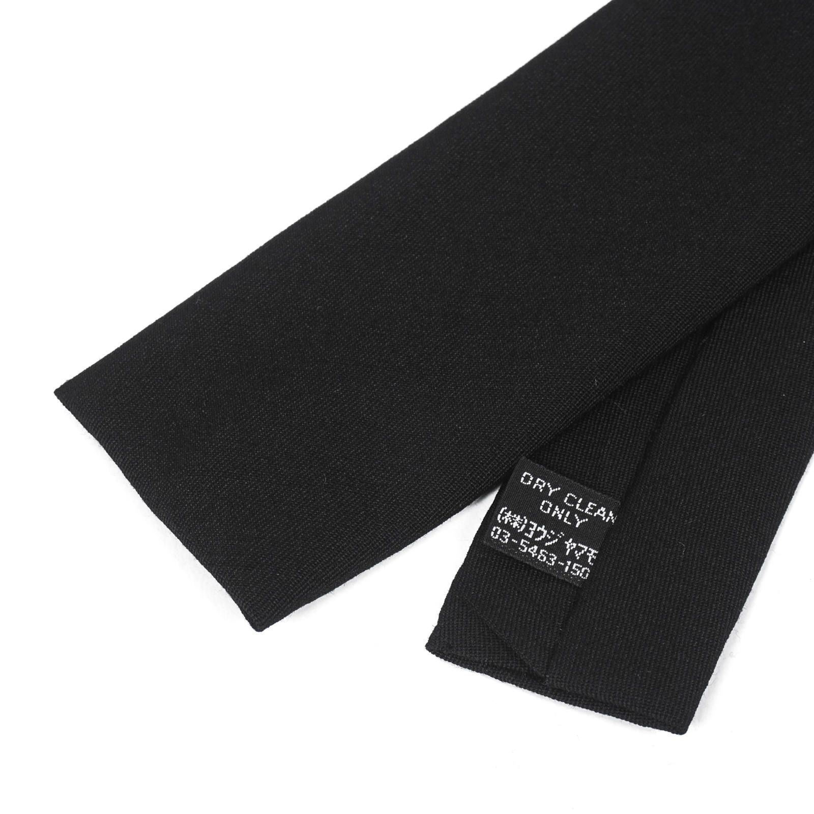 Yohji Yamamoto [HC-N05-977 / エンブロイダリースクエアタイC]