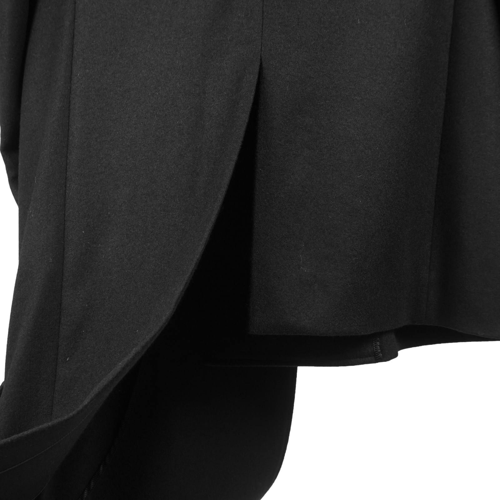Yohji Yamamoto [HC-J39-104 / 変形衿釦金ホールJ]