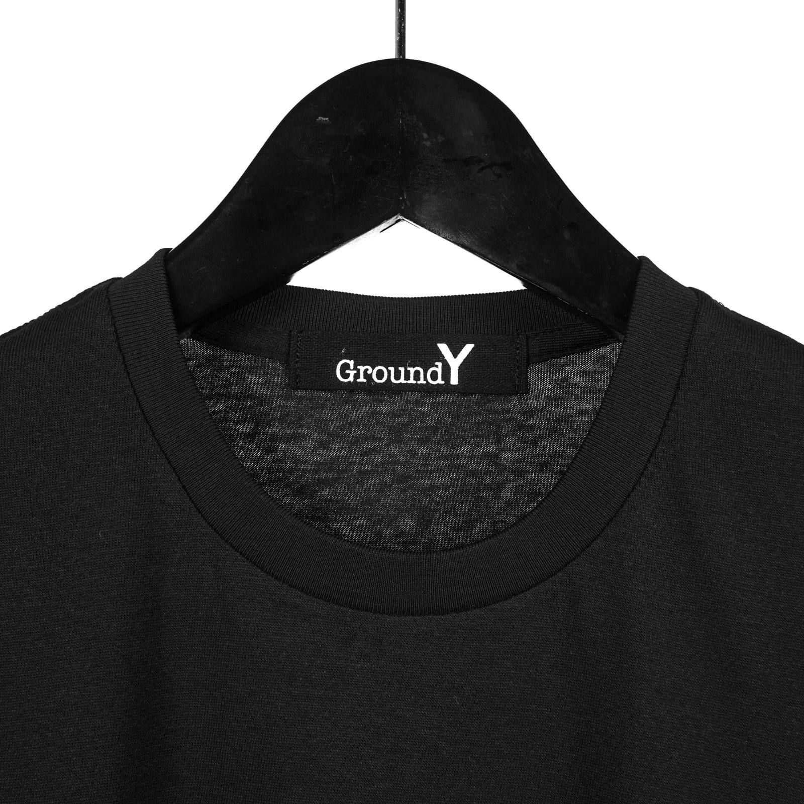 Ground Y | GYロゴグラフィック半袖カットソー (ユニセックス・メンズ) / ブラック / GA-T57-070-2