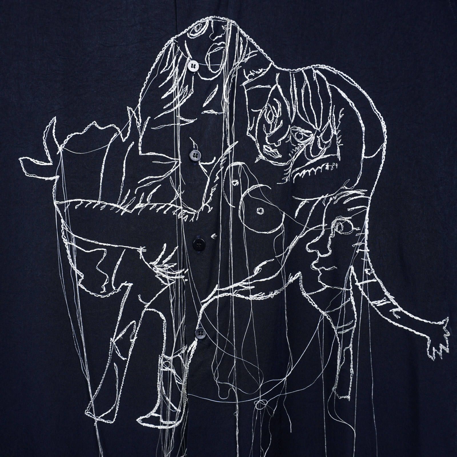 Yohji Yamamoto [HN-B31-517 / 変形スタンド牛刺繍B]