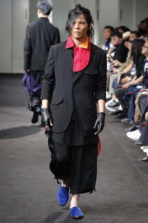 LOOK.16