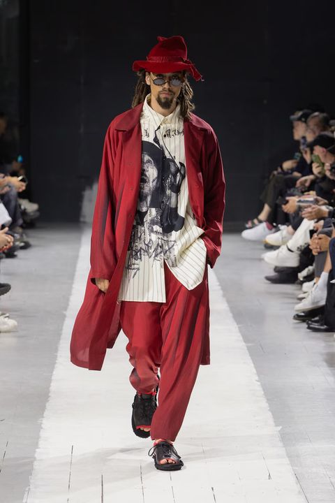 LOOK.17
