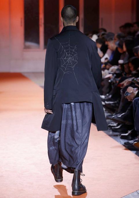LOOK 2
