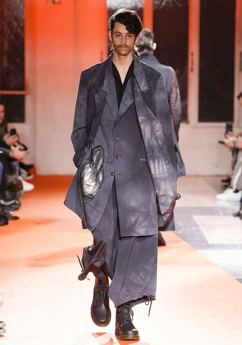 LOOK 11