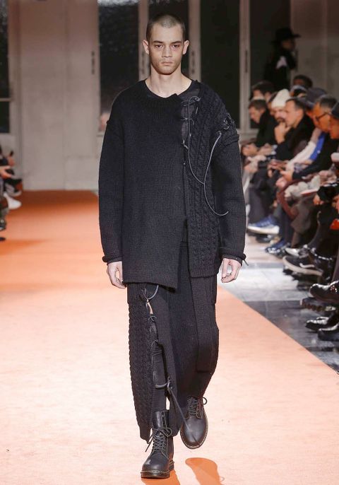 LOOK 23