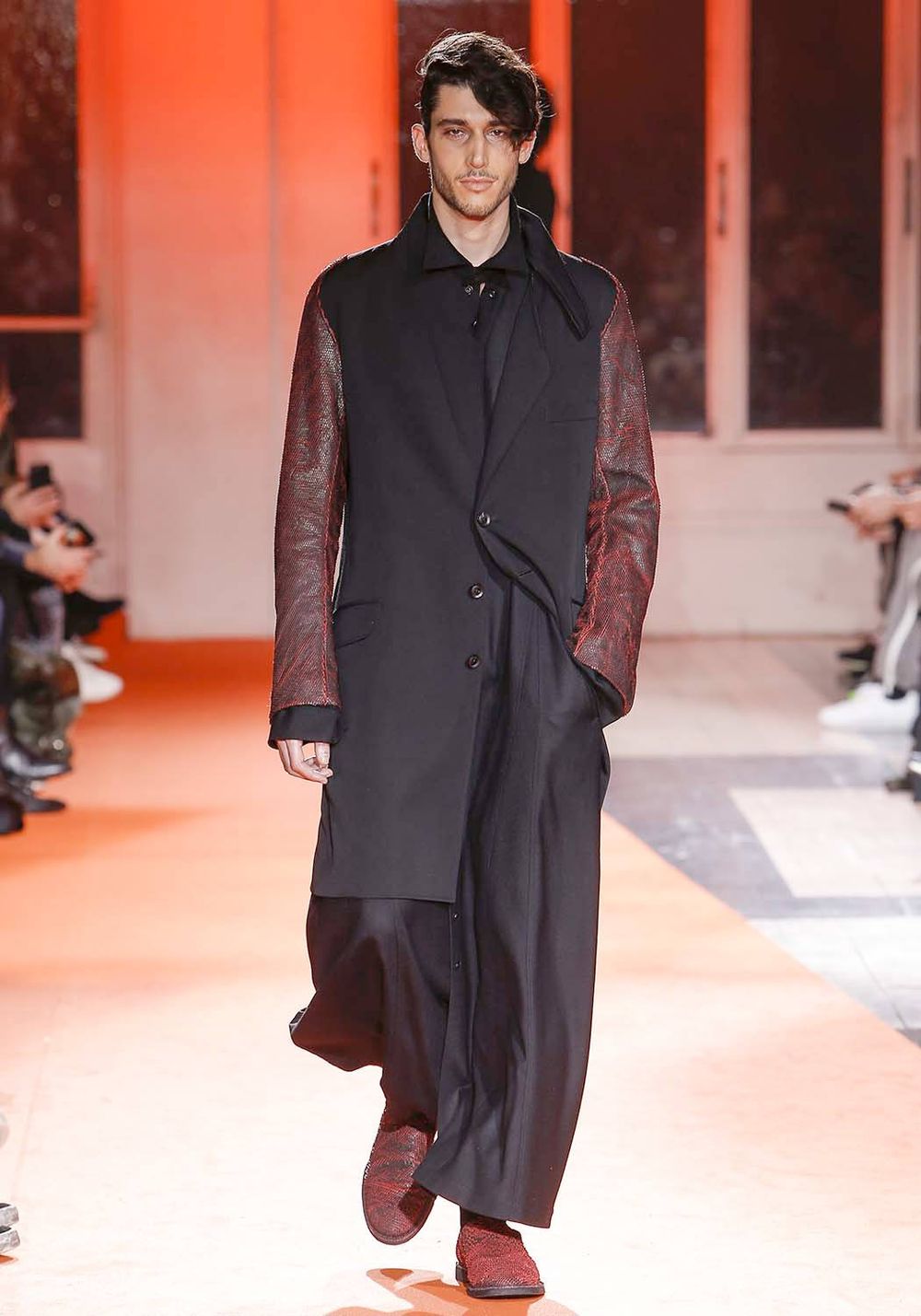 LOOK 10