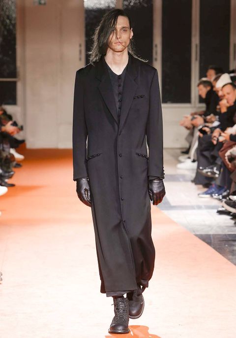 LOOK 44