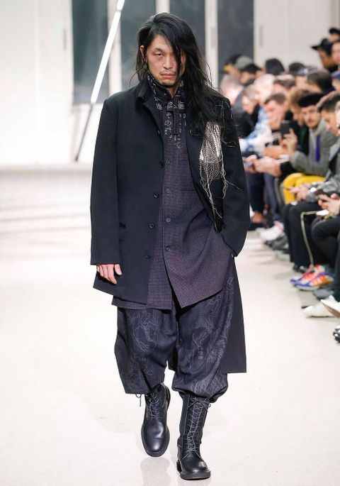 LOOK.4