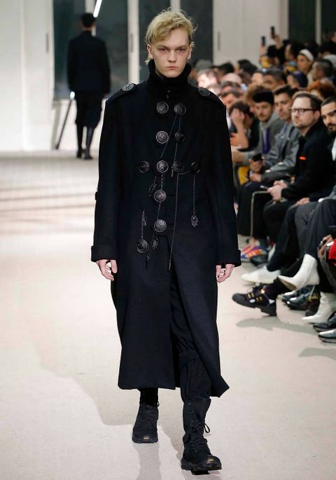 LOOK.35