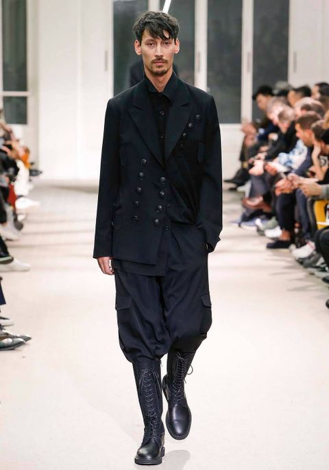 LOOK.34