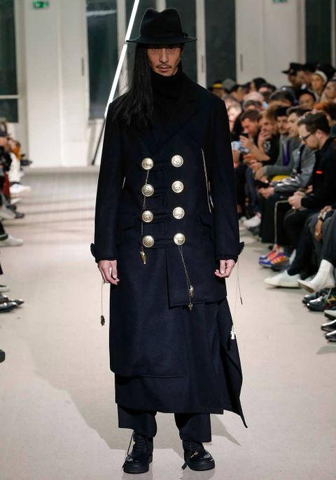 LOOK.38