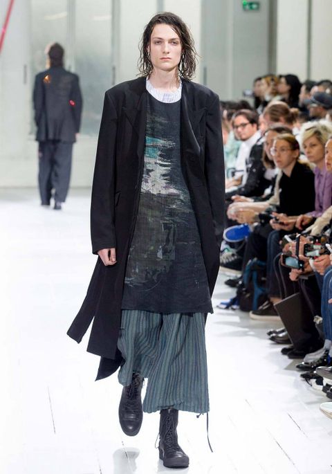 LOOK.7
