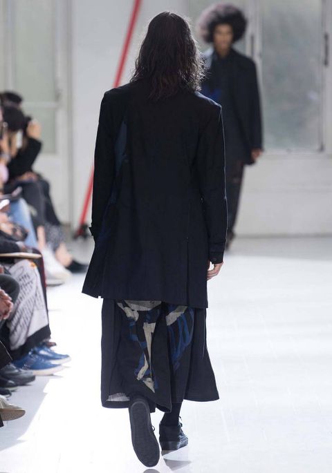 LOOK.2