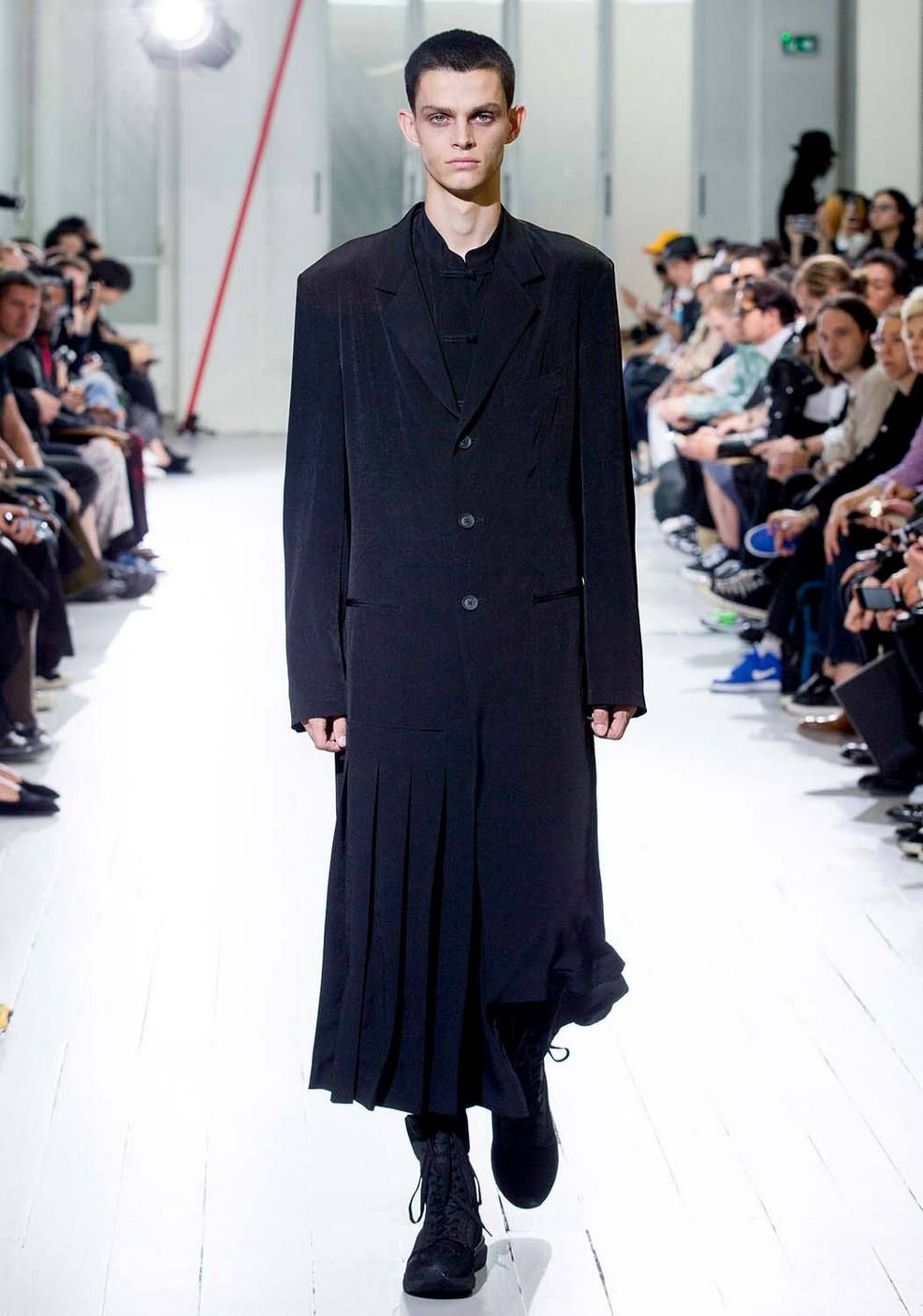 LOOK.43