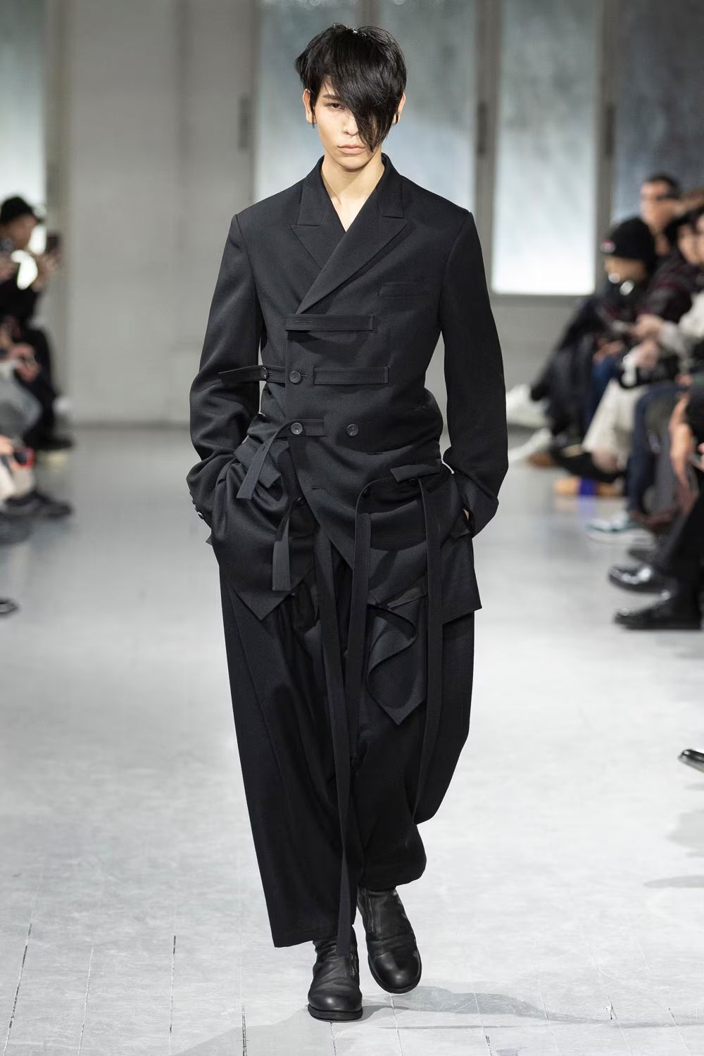 LOOK.10