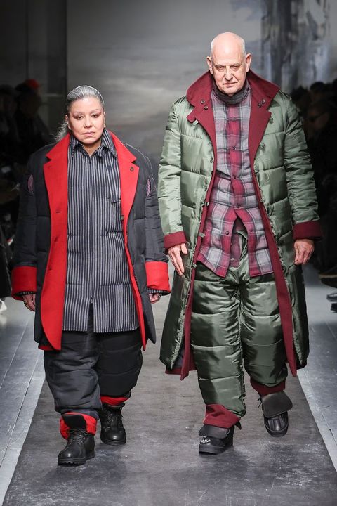 LOOK.21  - LOOK.22