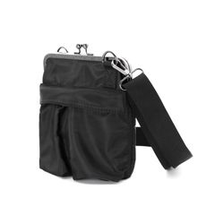 Ground Y | SMALL HELMET BAG WITH CLASP / バッグ (ユニセックス) / ブラック / GA-A12-957