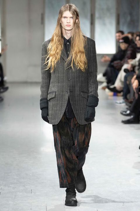 LOOK.26