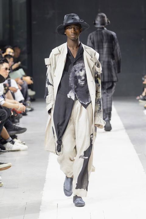 LOOK.7