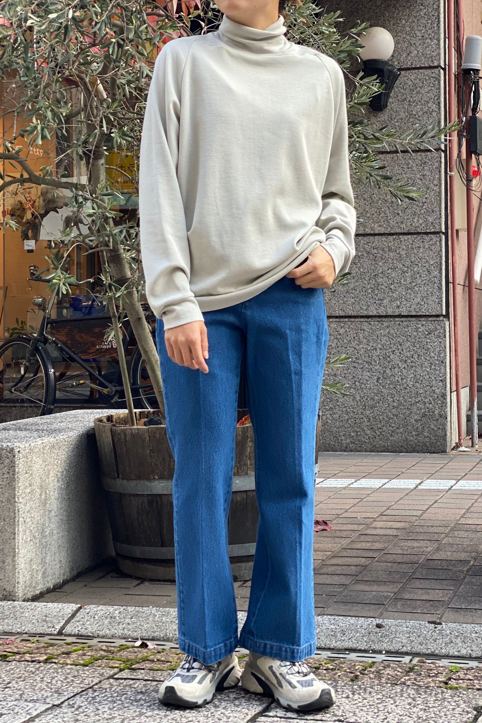 FARAH - ファーラー/フレアデニム/flare pants -blue- 22aw men | asterisk