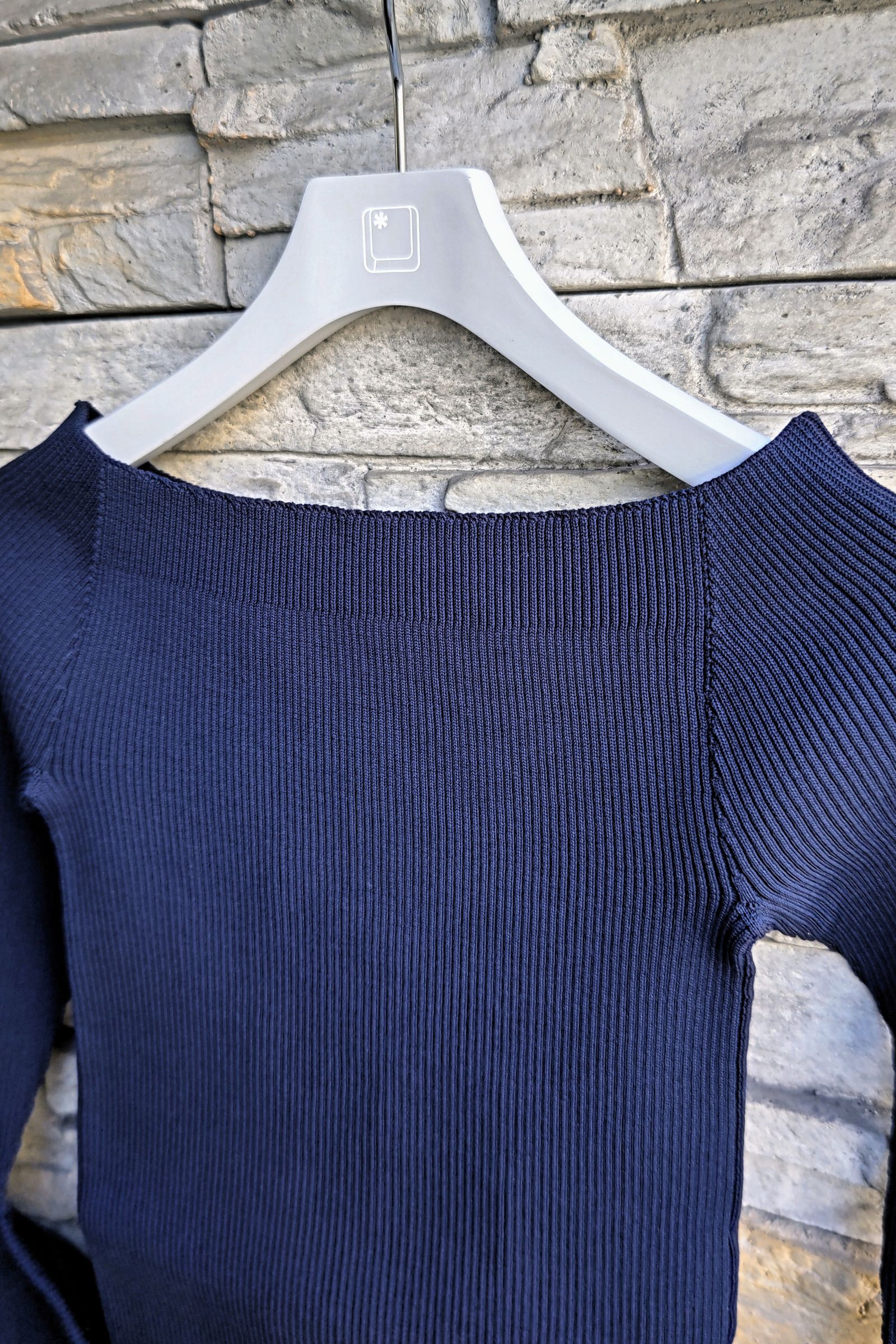 CFCL - POTTERY OFF SHOULDER LONG BELL SLEEVE TOP -navy- 23aw women ...