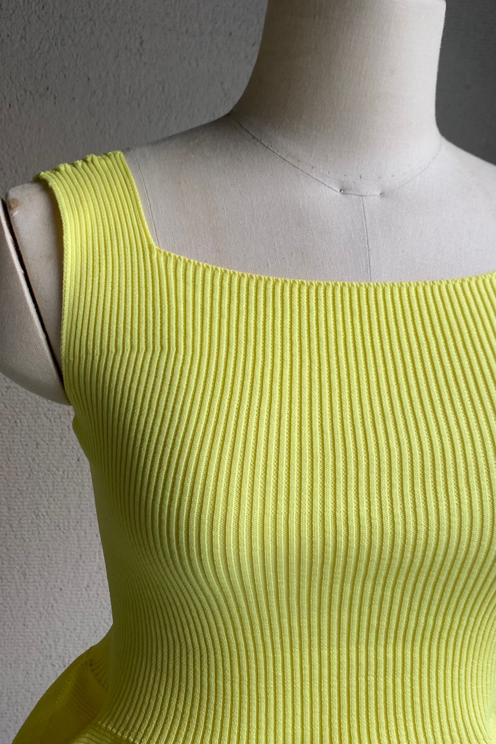 CFCL - pottery top 4 -yellow- 22ss women | asterisk