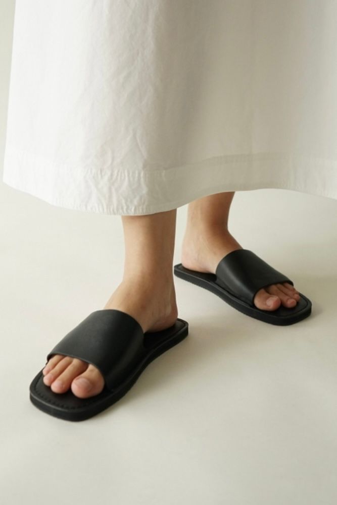 【韓国サンダル】3color おしゃれ 22.5cm-25cm Waa. studios - GÔ SANDALS -BROWN- 25ss | asterisk