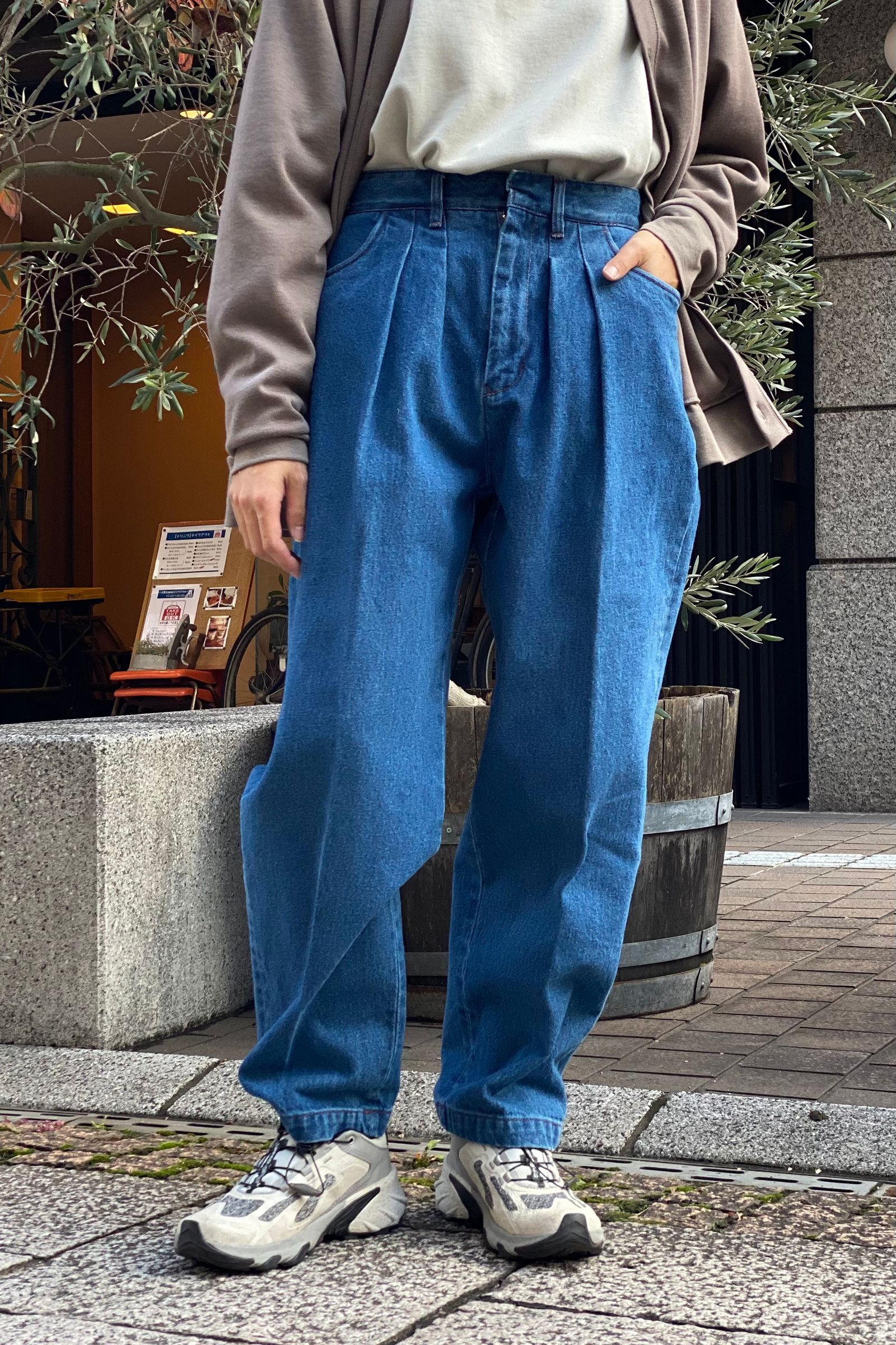 [bagarch] TWO-TUCK WIDE DENIM PANTS