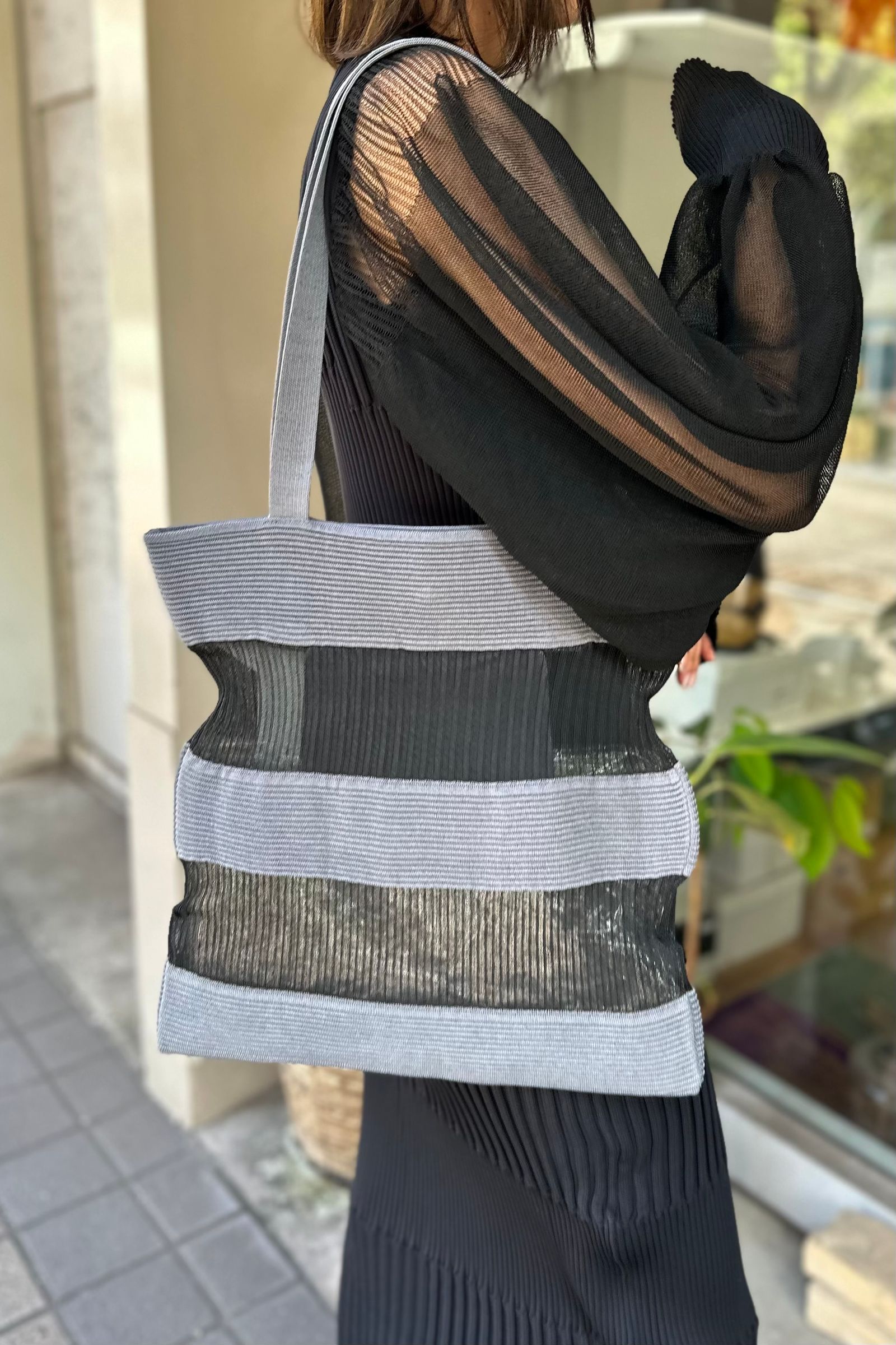 CFCL - STRATA LUCENT TOTE BAG-steel gray- 23aw unisex | asterisk