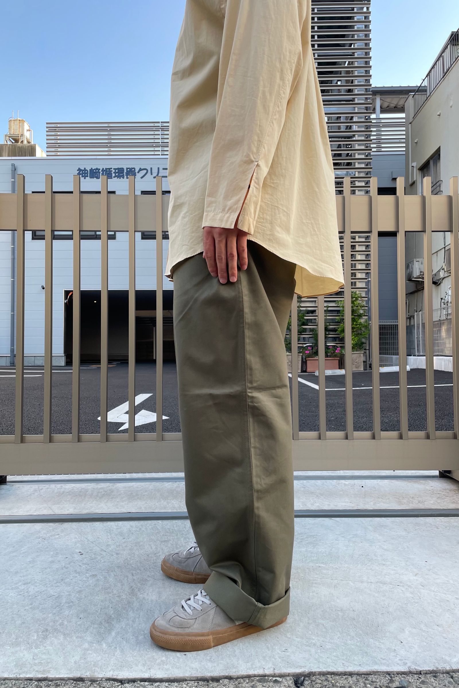 E.TAUTZ - core field trousers/chino army green 21aw | asterisk