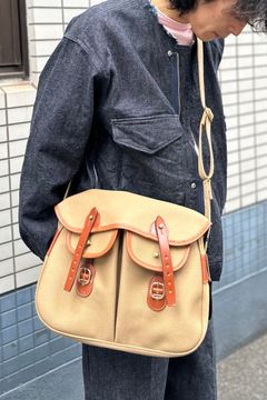 Brady - ARIEL TROUT SMALL -khaki(new tan)- 24ss unisex | asterisk