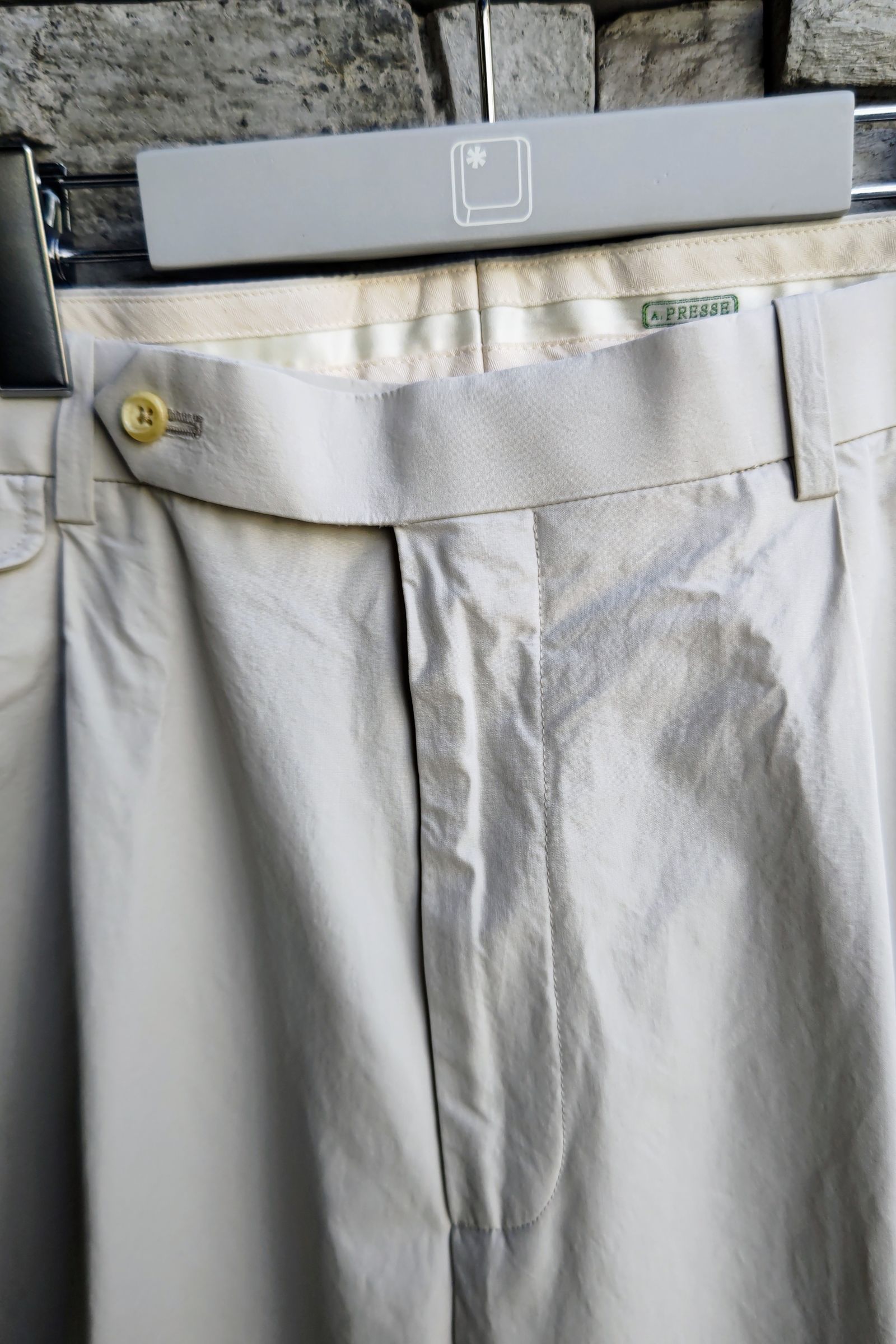 A.PRESSE - high density weather cloth trousers -ecru- 23ss | asterisk