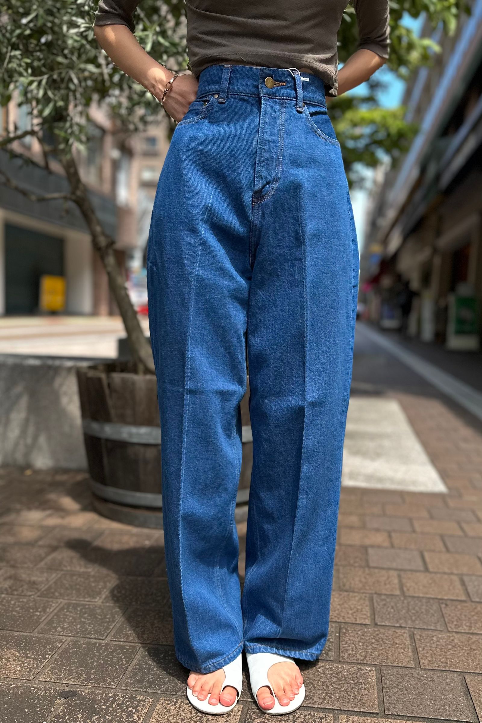 IIROT - IND Tapperd Jeans -indigo- 23fall | asterisk