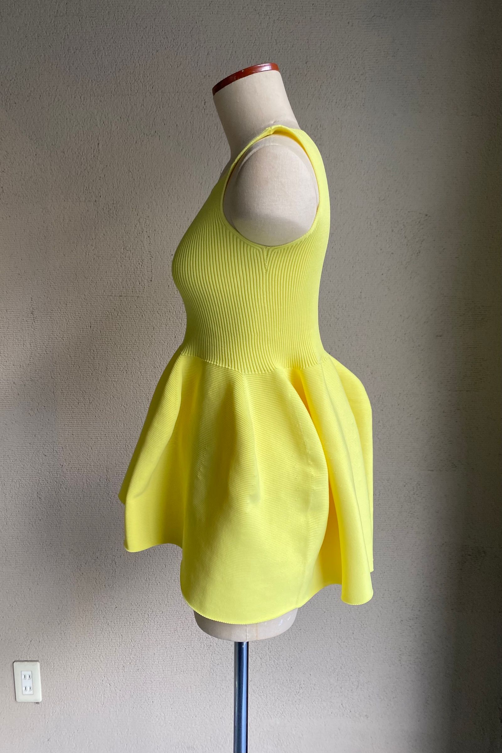 CFCL - pottery top 4 -yellow- 22ss women | asterisk