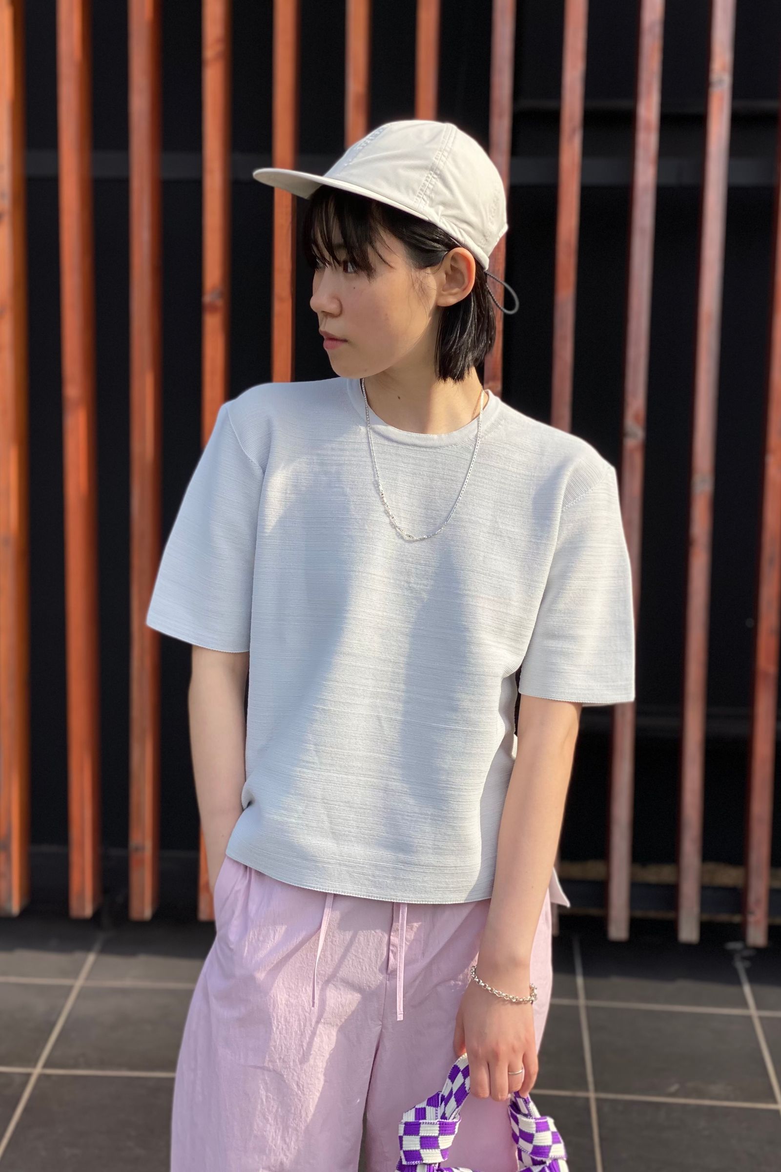 着回しきくミニマルなハーフスリーブTシャツ/CFCL