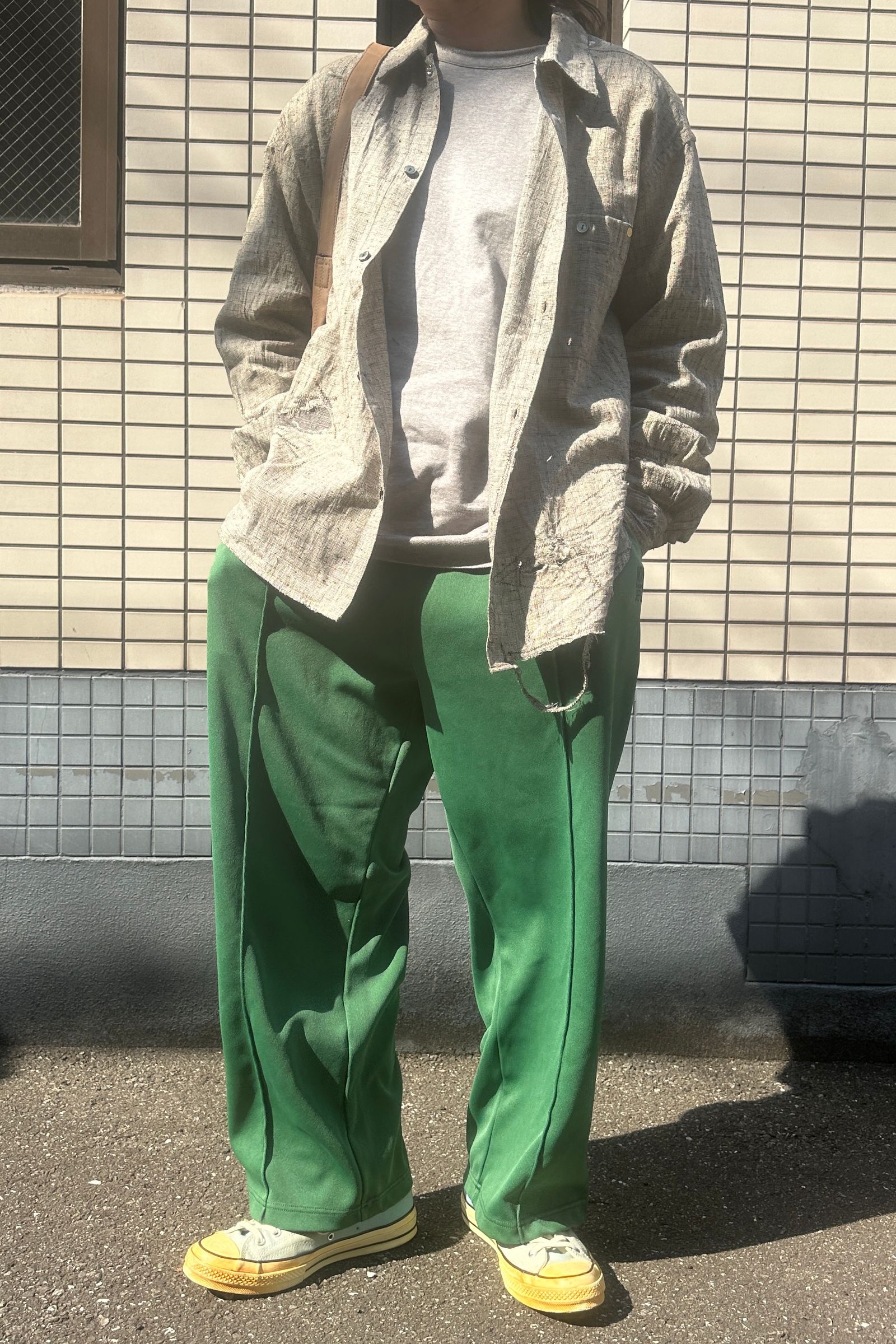 ANACHRONORM - PIN TUCK WIDE TRACK PANTS-GREEN DYED- 25ss ANACHRONORM - PIN TUCK WIDE TRACK PANTS-GREEN DYED- 25ss