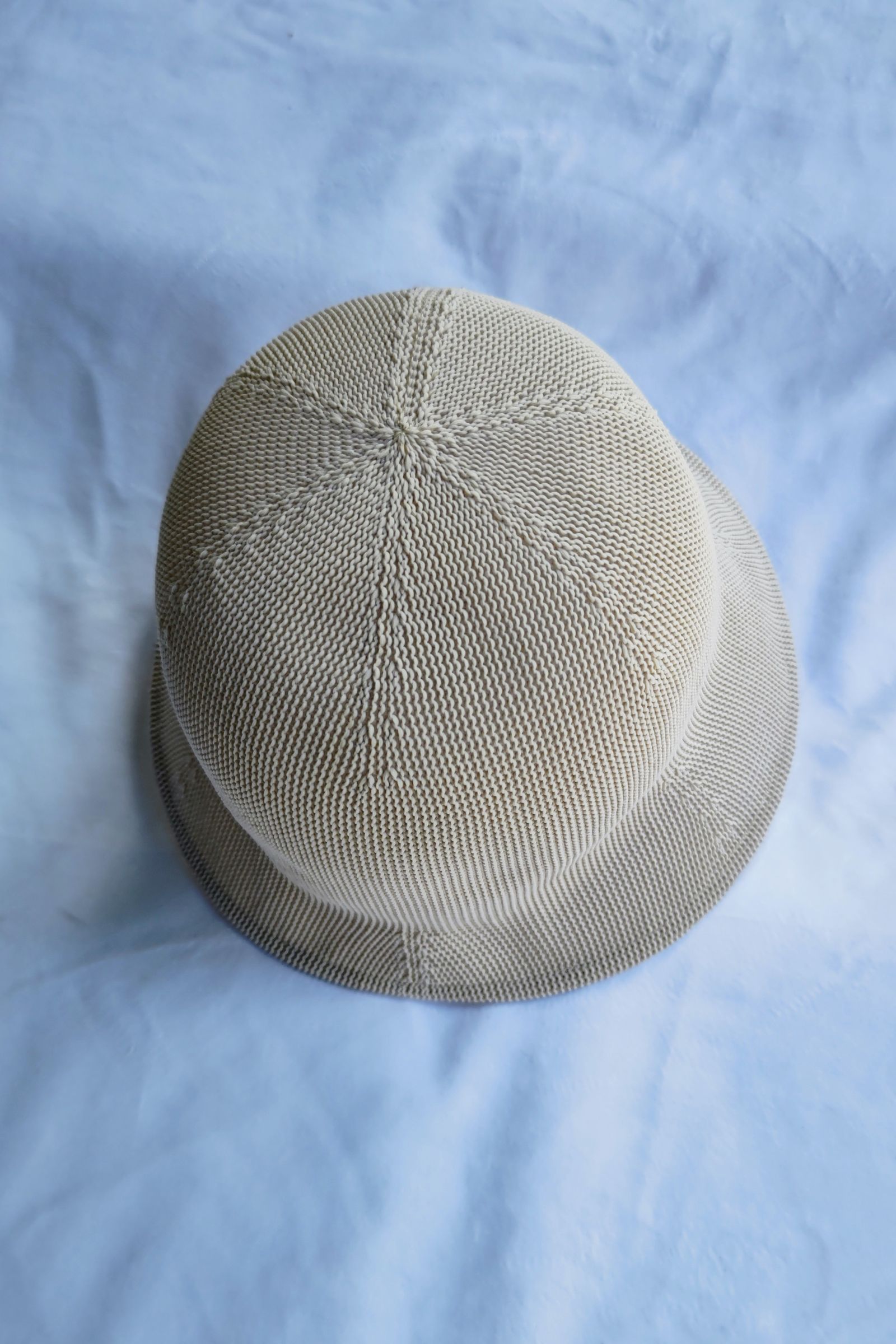 MESH KNIT ASYMMETRIC HAT -light beige- 23aw unisex | asterisk